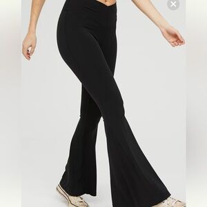 Aerie offline real me high waisted cross over rib super flare leggings